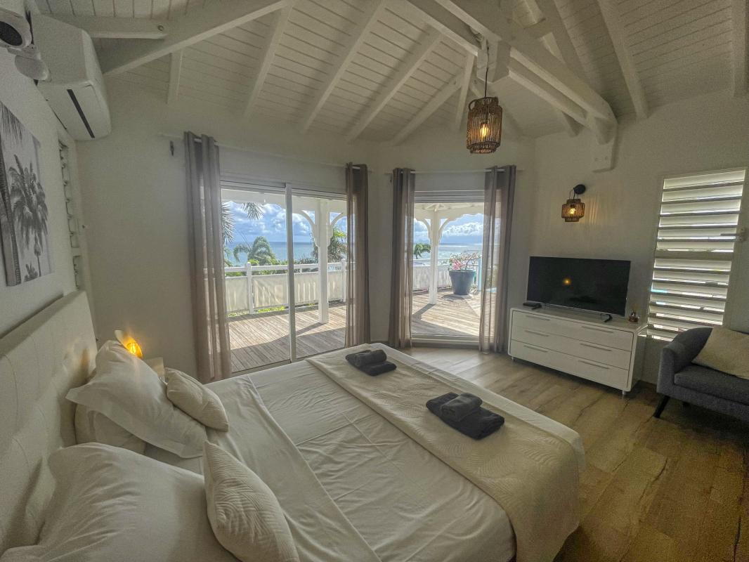 15.Location villa piscine vue mer Ste Anne Guadeloupe_Suite Parentale